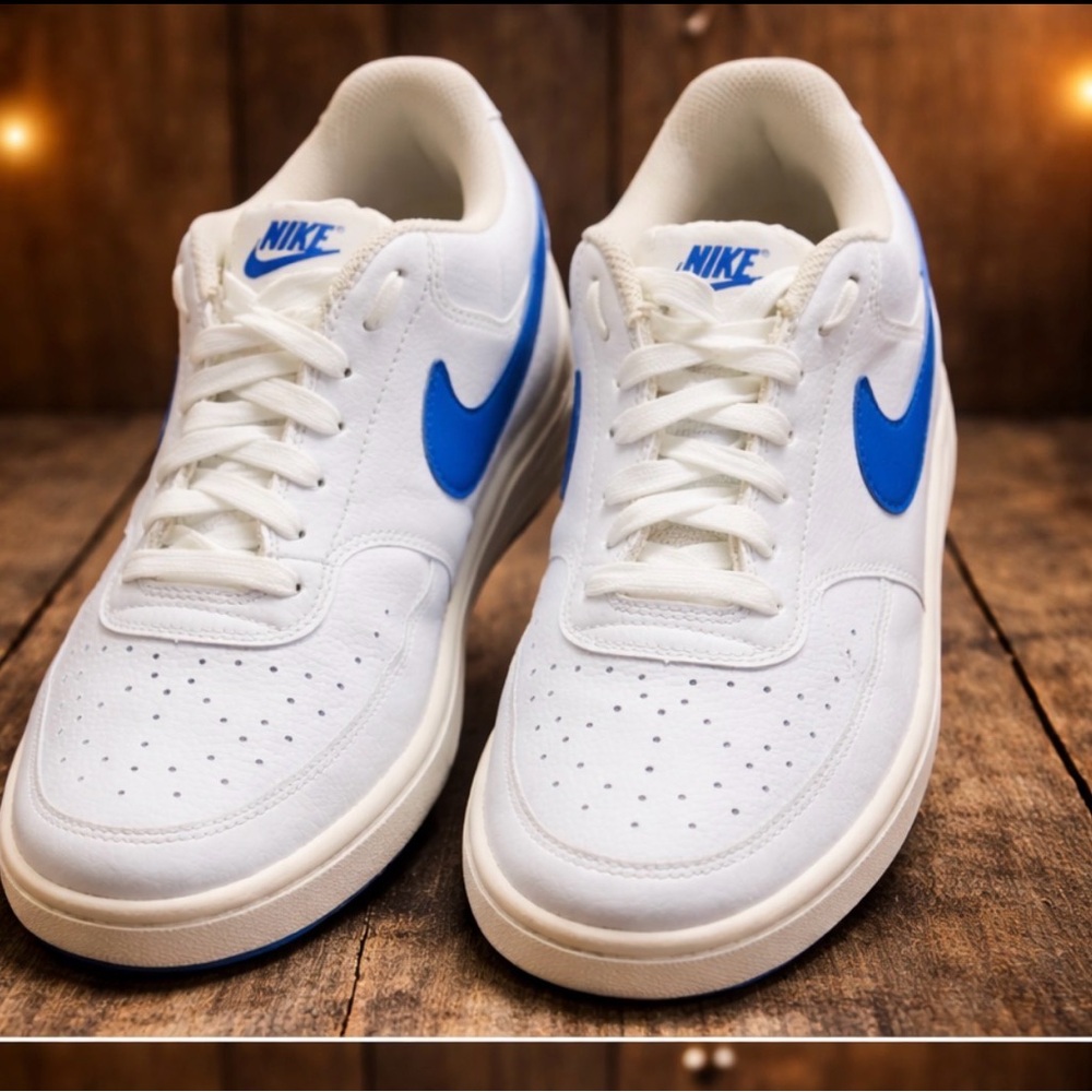 Nike White and Blue Men's Sneakers